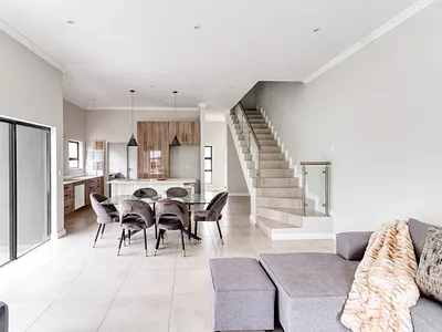 3 Bedroom House For Sale in Sandton - LP2n.webp