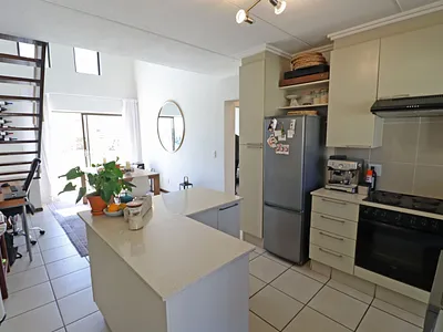 1 Bedroom Apartment For Sale in Sandton - h1Pn.webp