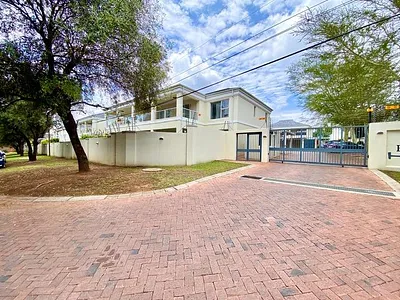 3 Bedroom Apartment To Rent in Sandton - img
