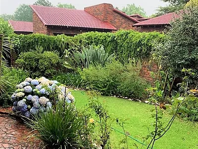 4 Bedroom Townhouse For Sale in Sandton - Gnll.webp