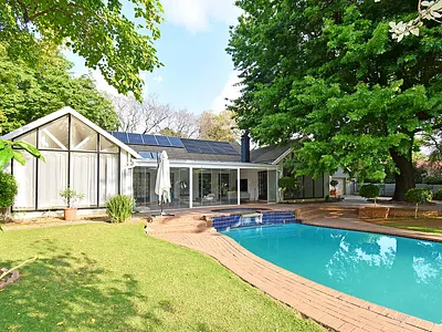 4 Bedroom House For Sale in Sandton - img
