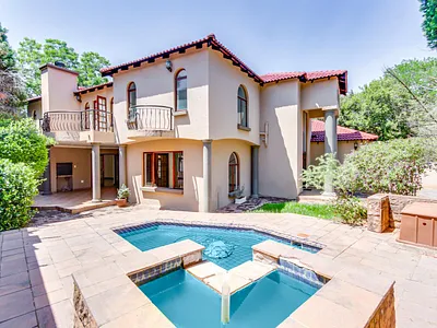 3 Bedroom House For Sale in Sandton - sqve.webp