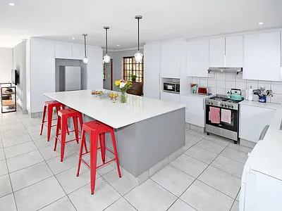 3 Bedroom House For Sale in Randburg - zBzM.webp