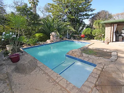 3 Bedroom House For Sale in Randburg - hXl9.webp