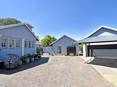 4 Bedroom House For Sale in Randburg - Dibk.webp