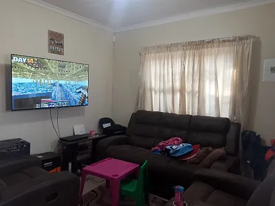 2 Bedroom House For Sale in Pretoria - D5y6.webp