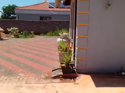 3 Bedroom House For Sale in Akasia - xyrH.webp