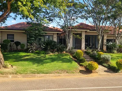 4 Bedroom Townhouse For Sale in Hartbeespoort - TWXX.webp