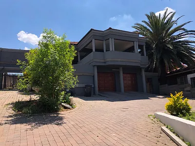 2 Bedroom Apartment To Rent in Centurion - hcve.webp