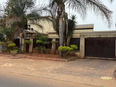 5 Bedroom House For Sale in Centurion - hgzq.webp