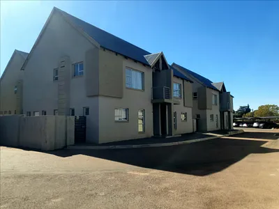 3 Bedroom Apartment For Sale in Centurion - fIuT.webp