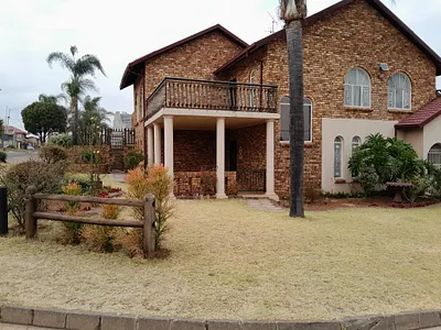 4 Bedroom House For Sale in Centurion - BIOg.webp