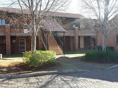 2 Bedroom Apartment For Sale in Midrand - pD4q.webp