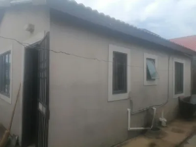 2 Bedroom House For Sale in Midrand - eliC.webp