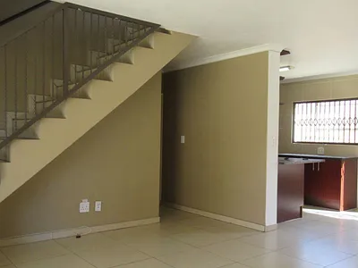 3 Bedroom Townhouse For Sale in Roodepoort - Oj1A.webp