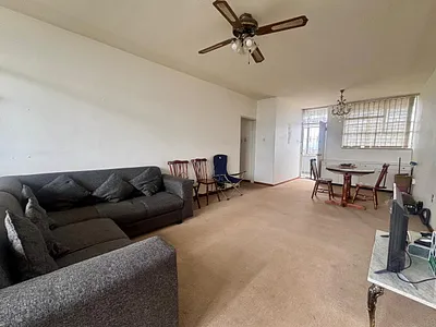 2 Bedroom Apartment For Sale in Goodwood - zRrC.webp