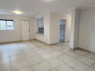 4 Bedroom House To Rent in Blouberg - SONe.webp