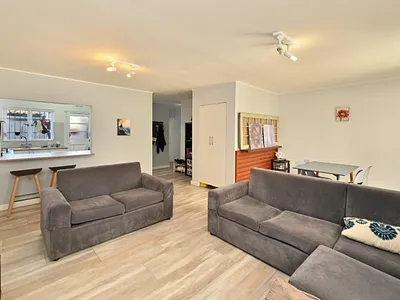 3 Bedroom Townhouse For Sale in Blouberg - KnKx.webp