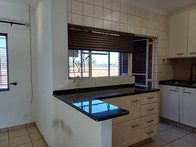 3 Bedroom Apartment To Rent in Edenvale - lDLS.webp