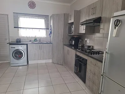 2 Bedroom Apartment To Rent in Germiston - yKmf.webp