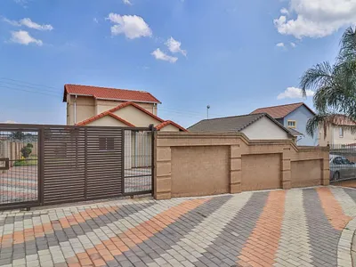 3 Bedroom House To Rent in Midrand - xZ6B.webp