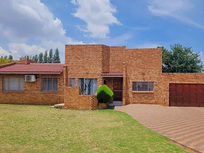 4 Bedroom House To Rent in Boksburg - ZsYy.webp