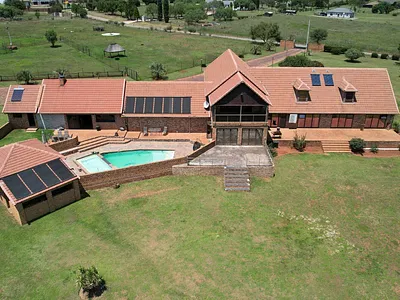 4 Bedroom House To Rent in Meyerton - E8a8.webp
