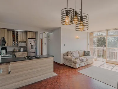 2 Bedroom Apartment To Rent in Bedfordview - w7b0.webp