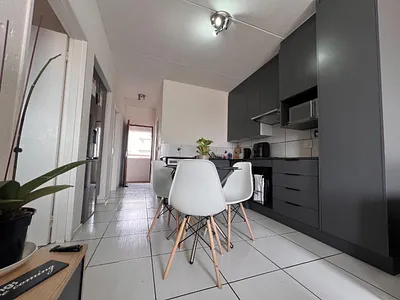 2 Bedroom Apartment To Rent in Sandton - OoXd.webp