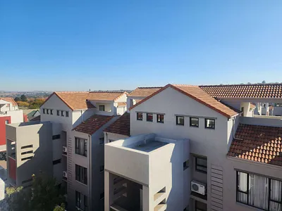 1 Bedroom Apartment To Rent in Sandton - JBmr.webp