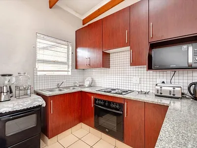 3 Bedroom Apartment To Rent in Kempton Park - img