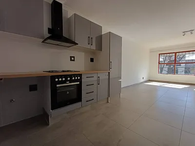 2 Bedroom Apartment To Rent in Edenvale - kJCz.webp