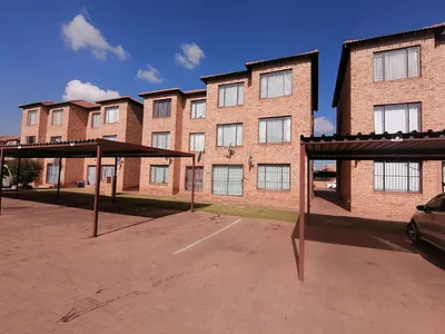 2 Bedroom Apartment For Sale in Randfontein - AzuA.webp