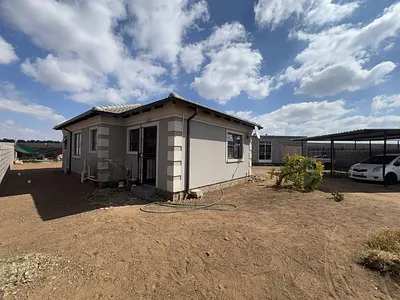 3 Bedroom House For Sale in Krugersdorp - O04T.webp