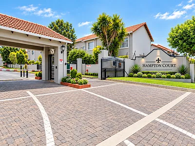 2 Bedroom Apartment For Sale in Edenvale - O9sk.webp