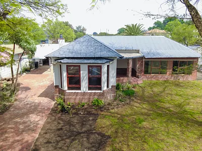 3 Bedroom House For Sale in Benoni - FM2V.webp