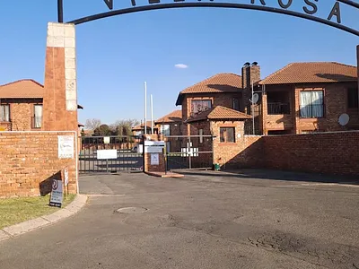 3 Bedroom Townhouse To Rent in Kempton Park - PoFB.webp