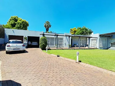 3 Bedroom House For Sale in Boksburg - img