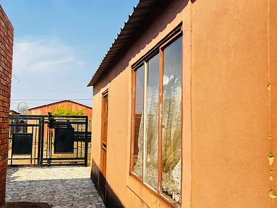 2 Bedroom House For Sale in Benoni - Y7nN.webp