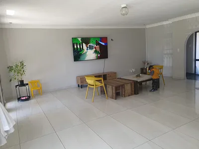 3 Bedroom House To Rent in Kempton Park - NeDA.webp