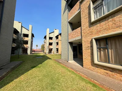 2 Bedroom Apartment To Rent in Kempton Park - ZNnI.webp