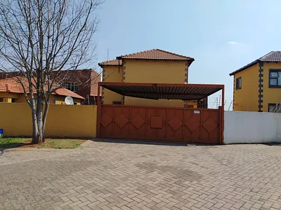 2 Bedroom Apartment For Sale in Germiston - odDk.webp