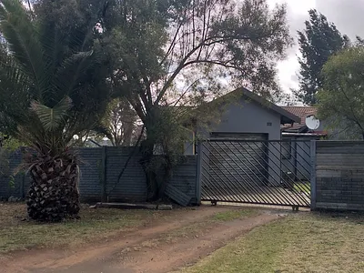 5 Bedroom House For Sale in Benoni - pizS.webp