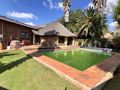 4 Bedroom House For Sale in Randfontein - img