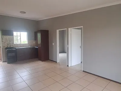 2 Bedroom Apartment For Sale in Benoni - 6RHJ.webp