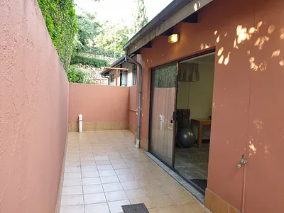 1 Bedroom Apartment To Rent in Johannesburg - img