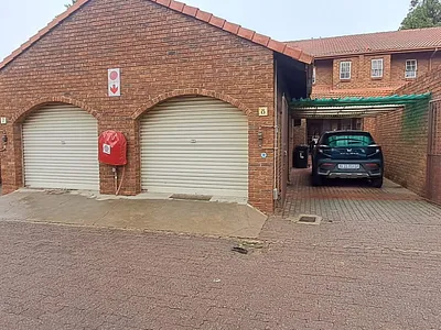 2 Bedroom Apartment For Sale in Boksburg - E1MN.webp