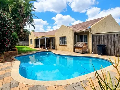 3 Bedroom House For Sale in Edenvale - MYKa.webp