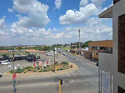 1 Bedroom Apartment To Rent in Germiston - PN6T.webp