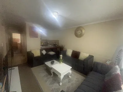 2 Bedroom Apartment For Sale in Randfontein - K4VM.webp